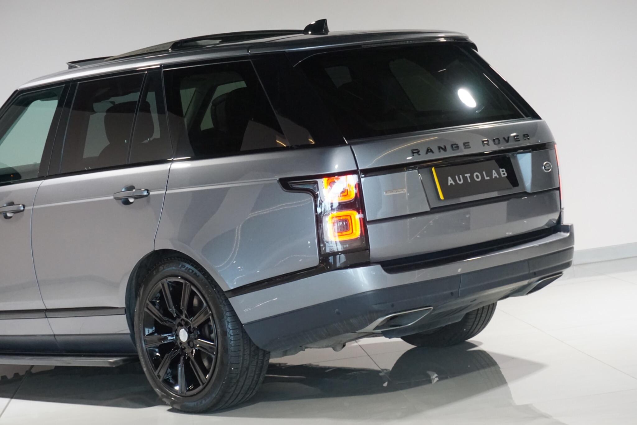Land Rover Range Rover 2.0 P400e 13.1kWh Autobiography SUV 5dr Petrol Plug-in Hybrid Auto 4WD Euro 6 (s/s) (404 ps)